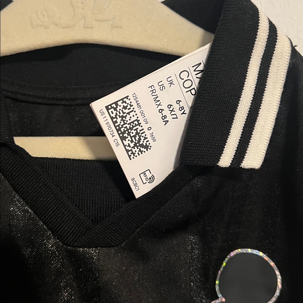 Disney Black Mickey Kids Jersey - Picture 6 of 8